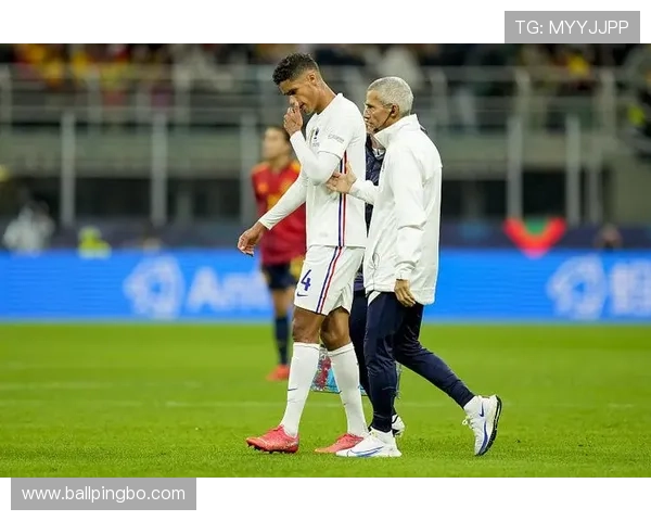 冰人乔治·格文无球跑动撕裂防守，得分爆发力改变比赛节奏