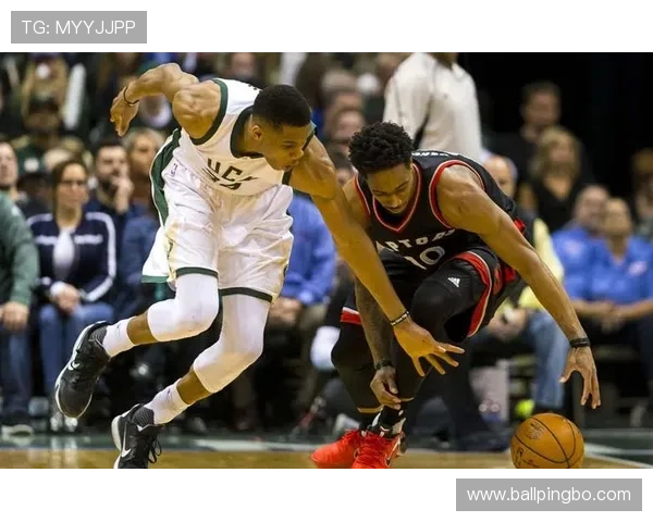 米德尔顿挡拆带动球队进攻效率显著提升对阵雄鹿表现抢眼